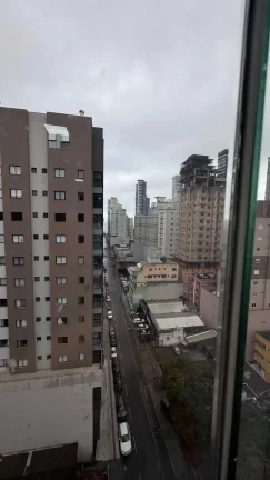 Imagem Apartamento com 3 dormitórios sendo 2 suítes e 2 vagas de garagem em Meia Praia Itapema/SC