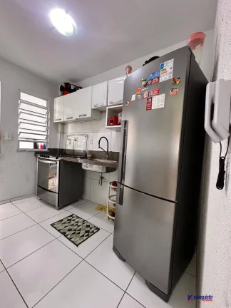 Imagem VENDO CASA DE 3/4 NO CONDOMINIO - SIM