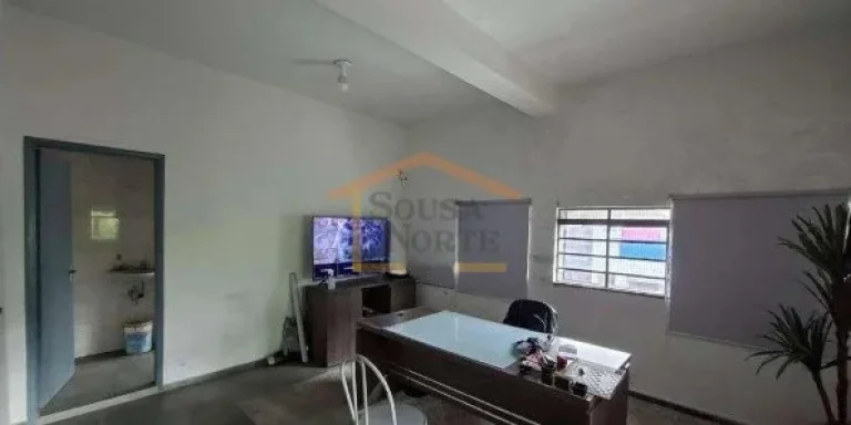 Imagem GalpÃ£o comercial com 600mÂ² de Ã¡rea construÃ­da, pÃ©-direito de 6,5 metros.

Excelente localizaÃ§Ã...