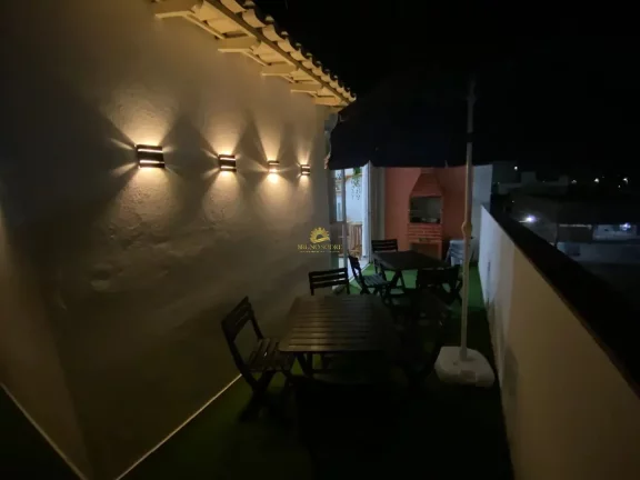Imagem Nossa Cobertura Duplex é composta por 4 quartos, sendo 2 suítes no andar de cima e 2 quartos compa...