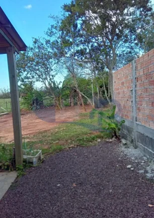 Imagem Casa á venda com 2 dormitórios no São Braz em Torres/RS