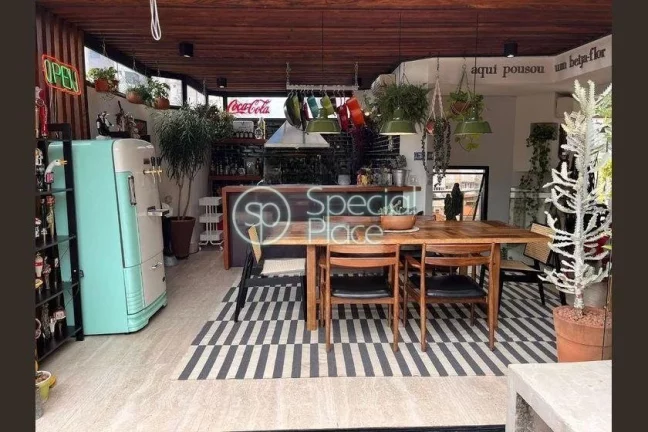 Imagem Cobertura em rua cobiçada de Perdizes. Totalmente reformada e planejada pelo escritório Fish Arqui...