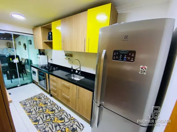 Imagem Casa à venda, 72 m² por R$ 350.000,00 - Cascata do Imbuí - Teresópolis/RJ