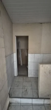 Imagem Galpão para Venda em Rio de Janeiro, CORDOVIL, 2 dormitórios, 2 banheiros, 10 vagas