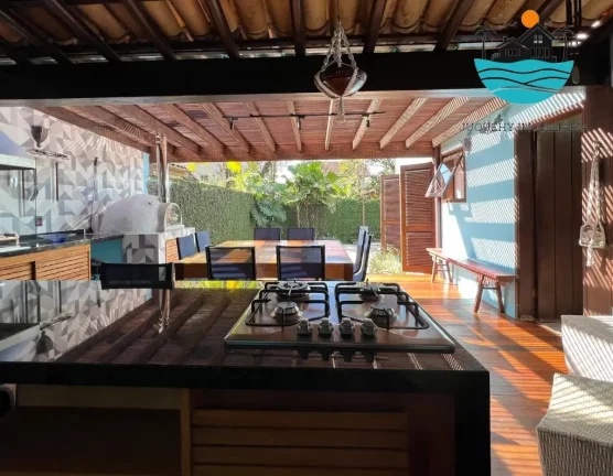 Imagem Casa bem localizada - Praia de Juquehy, 450 metros da praia, piscina, churrasqueira, 6 dormitórios, acomoda 14 pessoas | Juquehy Imobiliária