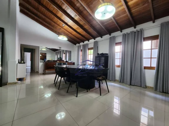 Imagem Casa com 6 dormitórios à venda, 238 m² por R$ 1.300.000,00 - Granja Viana - Cotia/SP