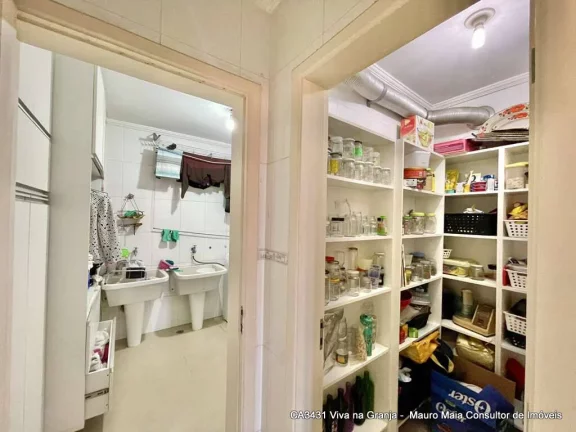 Imagem Cond São Paulo II - Linda c/ 4 suítes, lareira, gourmet e piscina!