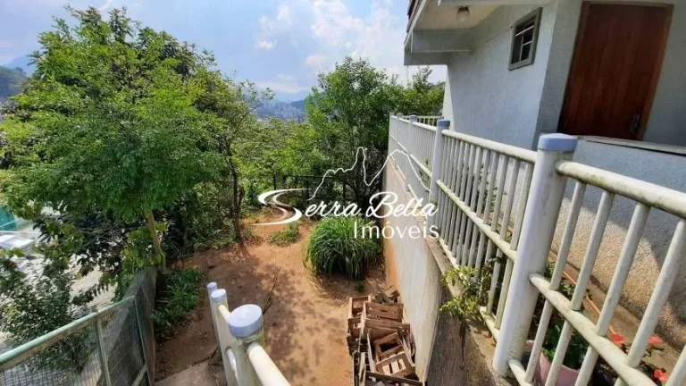 Imagem Casa com 2 dormitórios à venda, 106 m² por R$ 550.000,00 - Tijuca - Teresópolis/RJ