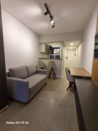 Imagem Kitnet com 1 quarto, 30,29m2, à venda em Porto Alegre, Centro