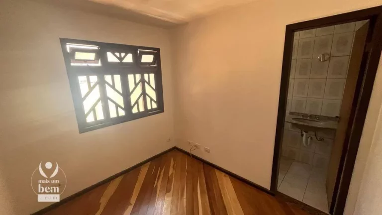 Imagem Sobrado com 5 quartos à venda, 254 m² por R$ 961.000 - Atuba - Curitiba/PR