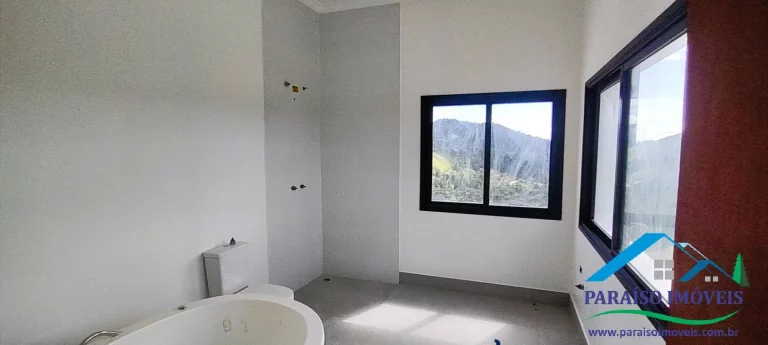 Imagem Encanto e Espaço: Casa com 4 Suítes no Vila Tertúlia