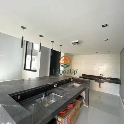 Imagem Casa com 4 dormitórios à venda por R$ 1.650.000 - Condomínio Parque dos Buritis - Lagoa Santa/MG