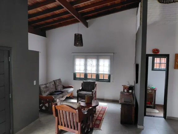 Imagem Casa mobiliada em uma ótima localização no Itaguá