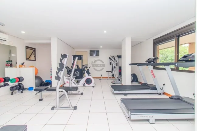 Imagem Apartamento à venda em Porto Alegre, Petrópolis, com 2 quartos, 74,1m2