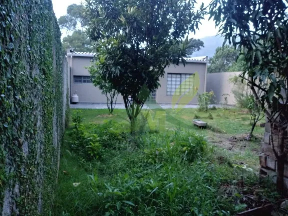 Imagem Bela Casa casa em Terra Preta com área comercial à venda