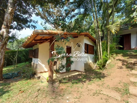 Imagem Casa com 5 dormitórios à venda, 354 m² por R$ 990.000,00 - Albuquerque - Teresópolis/RJ