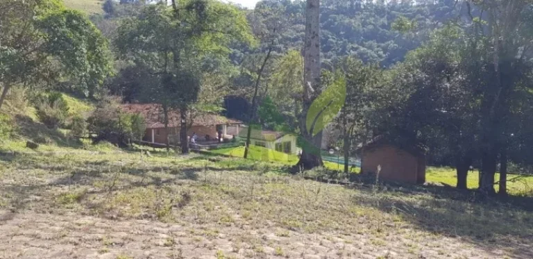 Imagem Sítio Encantador à Venda em Piracaia - Perímetro Urbano