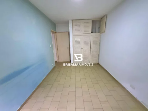 Imagem PITANGUEIRAS - UMA QUADRA DA PRAIA , LOCALIZAÇÃO ESPETACULAR , GARAGEM NO PRÉDIO, CONDOMÍNIO BAIXO.