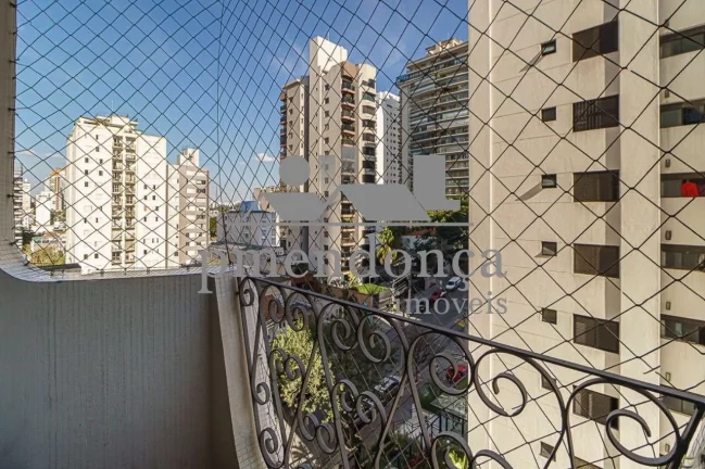 Imagem Apartamento em Perdizes com 127m², 3 quartos (1 suíte) e 2 vagas fixas.