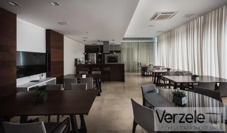 Imagem Apartamento 3 dormitórios para Venda em Balneário Camboriú / SC no bairro Centro