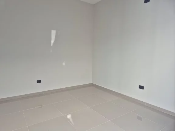 Imagem Casa térrea à venda com 4 quartos, sendo 2 suítes, no condomínio Alto da Floresta, Bom Jesus dos Perdões - SP