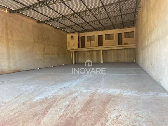 Imagem Galpão, 450 m² - venda por R$ 650.000,00 ou aluguel por R$ 4.000,00/mês - Madri - Araporã/MG