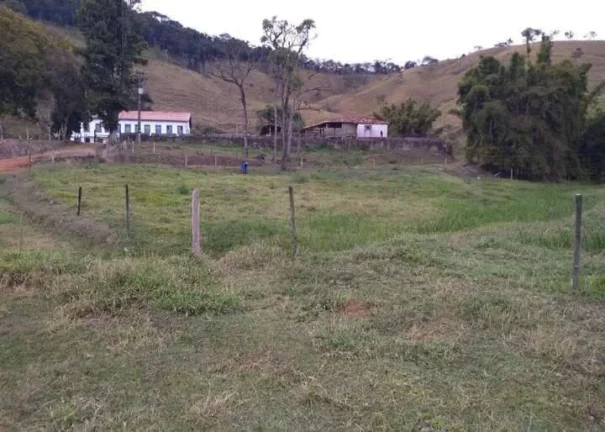 Imagem Fezenda centenária a venda sumidouro.