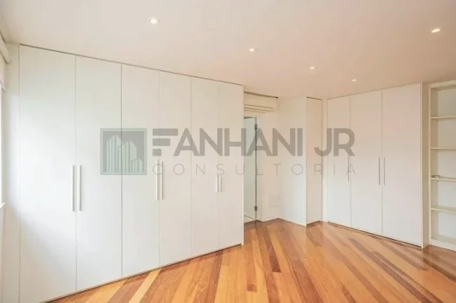 Imagem Cobertura Duplex de Luxo no coração do Jardim Europa! Com uma vista cinematográfica e localização privilegiada, o Condomínio Edifício Villa Adriana