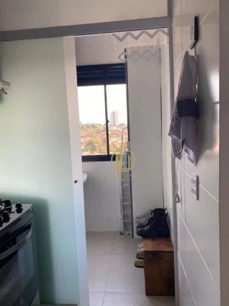 Imagem Apartamento novo de dois dormitórios mobiliado