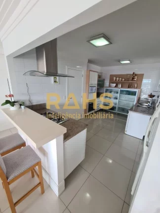 Imagem Apartamento em região Privilegiada, com sacada e vista livre para cidade. Possui 138m² de área pr...