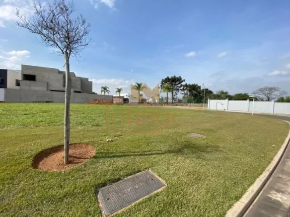 Imagem Terreno À Venda em Condomínio Alphaville Zona Sul-Votorantim