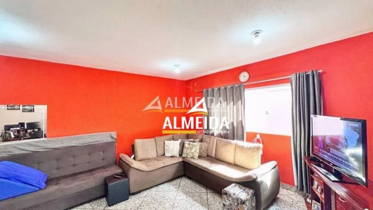 Imagem Casa com 3 dormitórios à venda, 179 m² por R$ 700.000,00 - Vila Operária - Rio Claro/SP