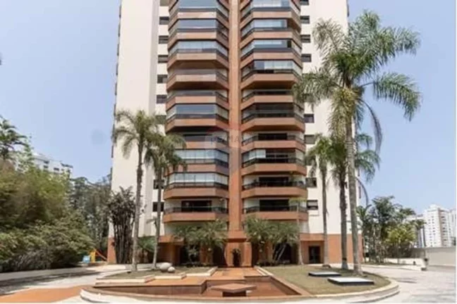 Imagem Viva na Vila Suzana: apartamento de 213m², 4 dormitórios, 2 suítes, 3 vagas e infraestrutura completa