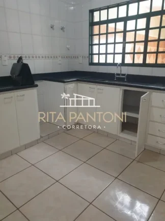 Imagem Casa Sobrado - Altinopolis - Centro