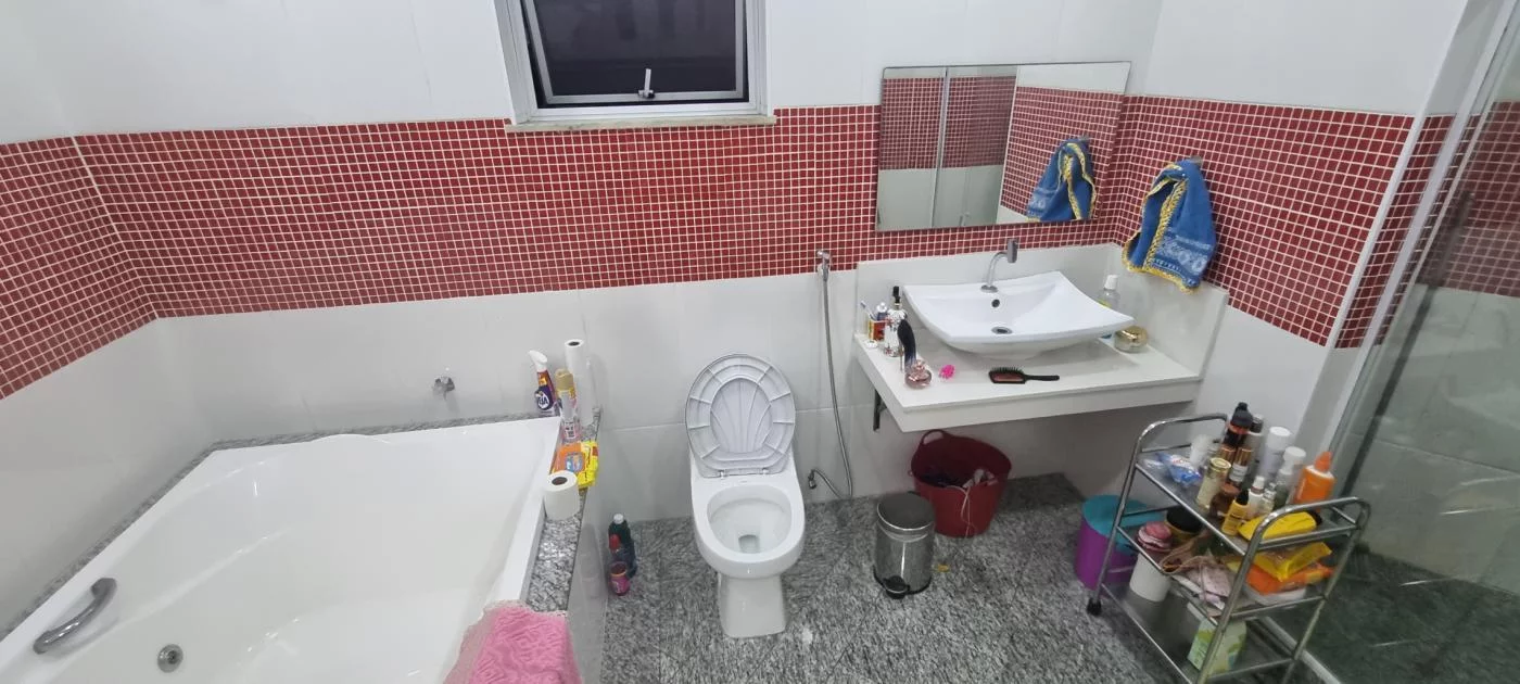 Imagem Casa para Venda em Rio de Janeiro, RAMOS, 4 dormitórios, 1 suíte, 3 banheiros, 1 vaga