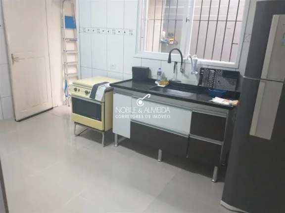 Imagem Sobrado individual, 2 vagas garagem.