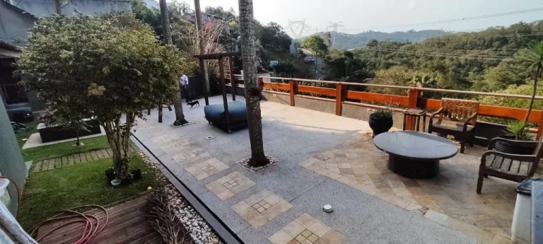 Imagem Casa com 4 dormitórios, 445 m² - venda por R$ 3.500.000 ou aluguel por R$ 18.000/mês - Jardim Imperial Hills III - Arujá/SP