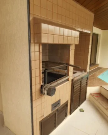 Imagem Apartamento à venda no Guarujá na Praia das Pitangueiras.
