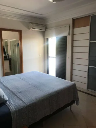 Imagem Apartamento 4 Dormitórios sendo 2 suítes Varanda 3 Vagas de garagem