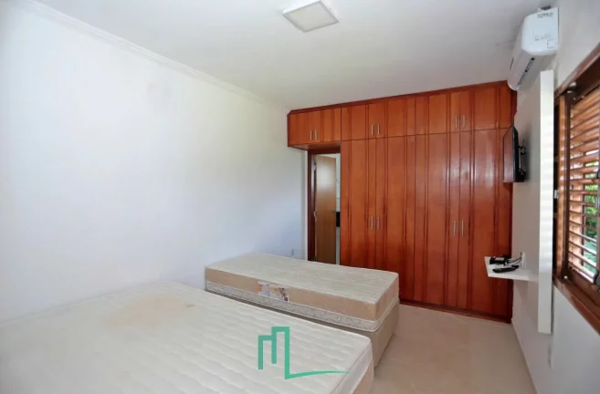 Imagem CASA A VENDA EM ESCARPAS DO LAGO CAPITÓLIO/MG