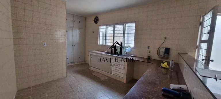 Imagem Casa com 3 dormitórios sendo 1 suíte à venda, 402 m² por R$ 1.150.000 - Centro - Sorocaba/SP