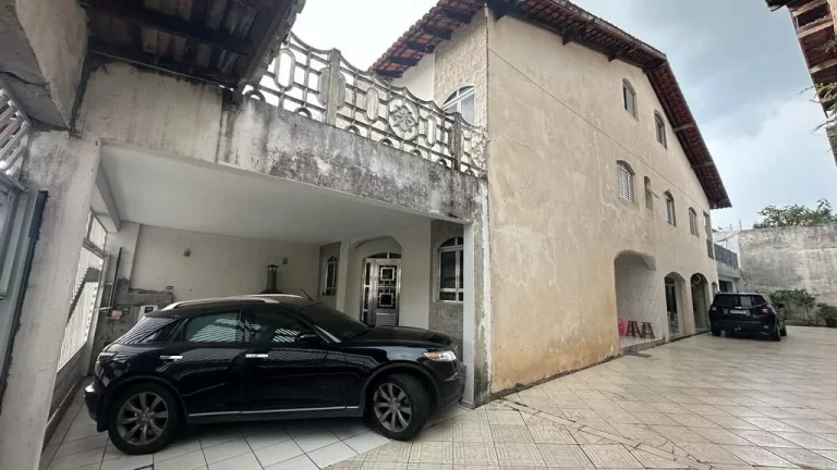 Imagem Sobrado com 2 dormitórios à venda, 400 m² por R$ 950.000,00 - Jardim Carlos Cooper - Suzano/SP