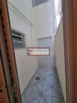 Imagem Sobrado à venda em Jardim Santa Cruz - São Paulo com 220M², 4 dormitórios e 3 banheiros por R$ 690.000,00