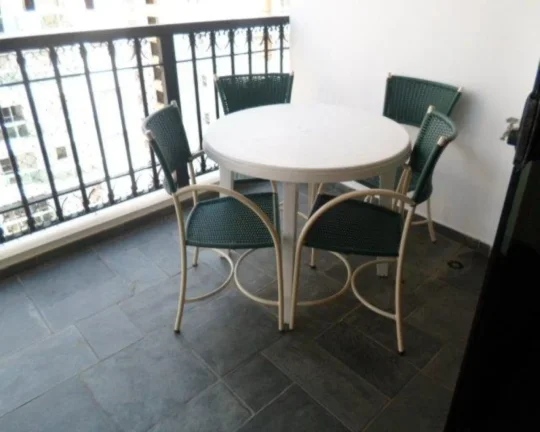 Imagem Apartamento à venda no Guarujá na Praia das Pitangueiras.