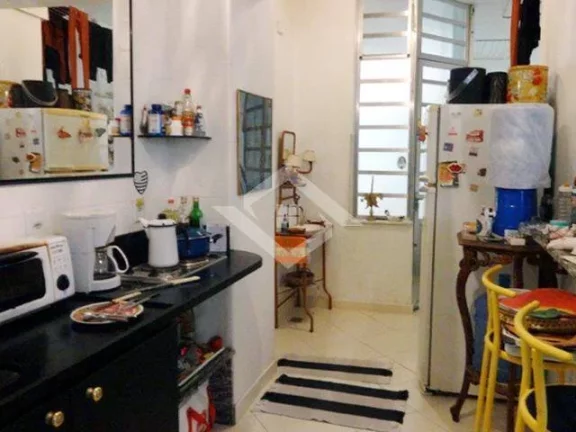 Imagem APARTAMENTO TIPO CASA XAVIER DA SILVEIRA PREDIO ANTIGO A DECOR,VAGA.