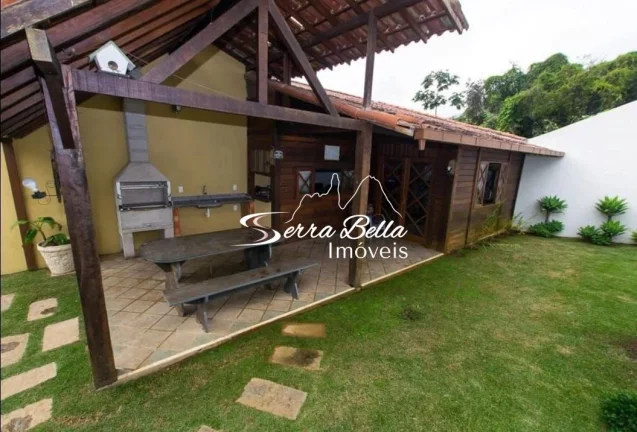 Imagem Casa com 3 dormitórios à venda, 530 m² por R$ 1.790.000,00 - Várzea - Teresópolis/RJ