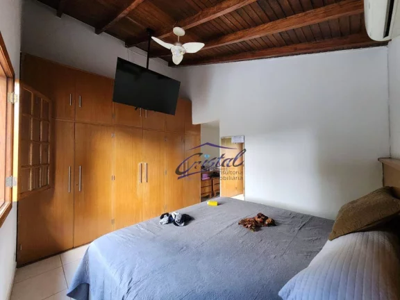 Imagem Casa com 6 dormitórios à venda, 238 m² por R$ 1.300.000,00 - Granja Viana - Cotia/SP