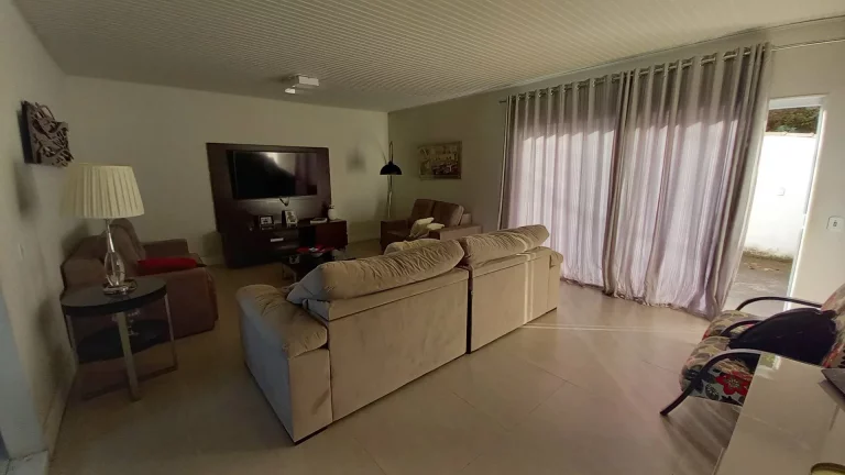 Imagem Casa de alto padrão no bairro Braunes - Nova Friburgo