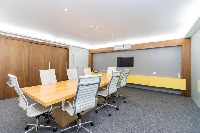 Imagem Conjunto comercial no Água Verde - EDIFÍCIO VEGA WORK ... LIFE