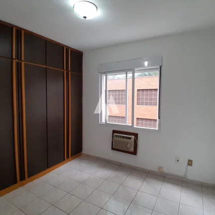 Imagem Apartamento quadra da praia - Bairro Pompéia -02 Quartos - 02 Banheiros